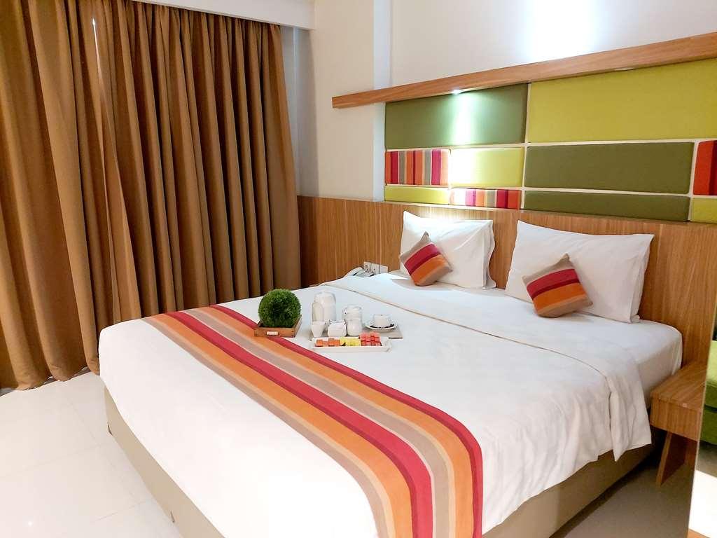 Kyriad Hotel Airport Jakarta Τάνγκερανγκ Δωμάτιο φωτογραφία