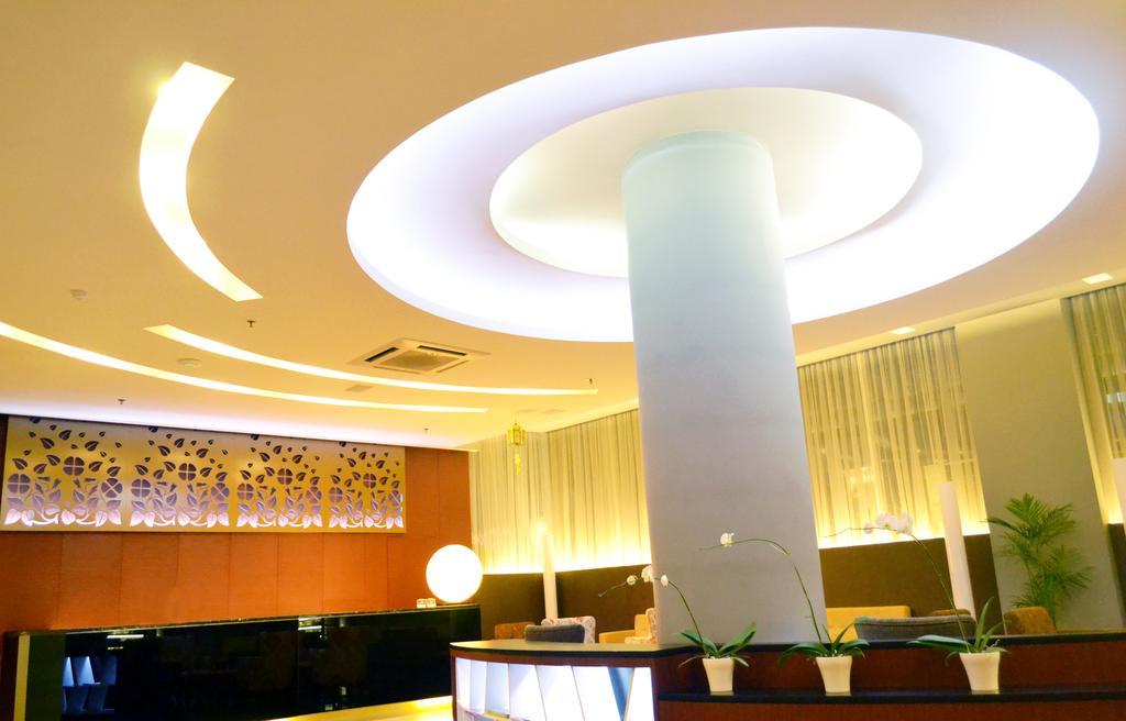 Kyriad Hotel Airport Jakarta Τάνγκερανγκ Εξωτερικό φωτογραφία