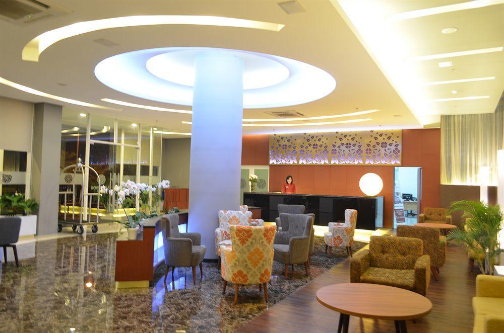 Kyriad Hotel Airport Jakarta Τάνγκερανγκ Εξωτερικό φωτογραφία