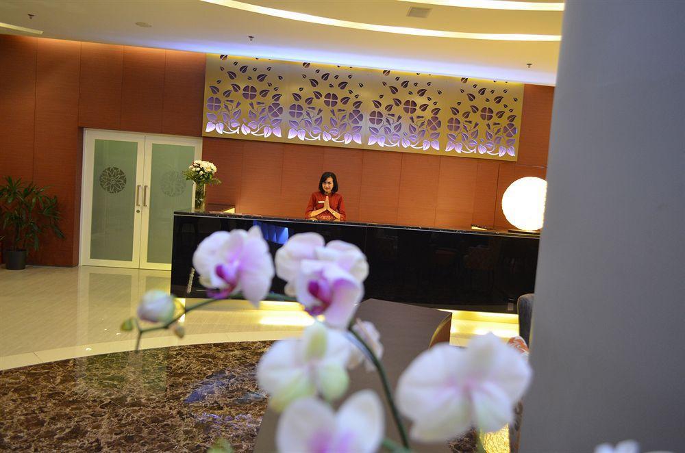 Kyriad Hotel Airport Jakarta Τάνγκερανγκ Εξωτερικό φωτογραφία