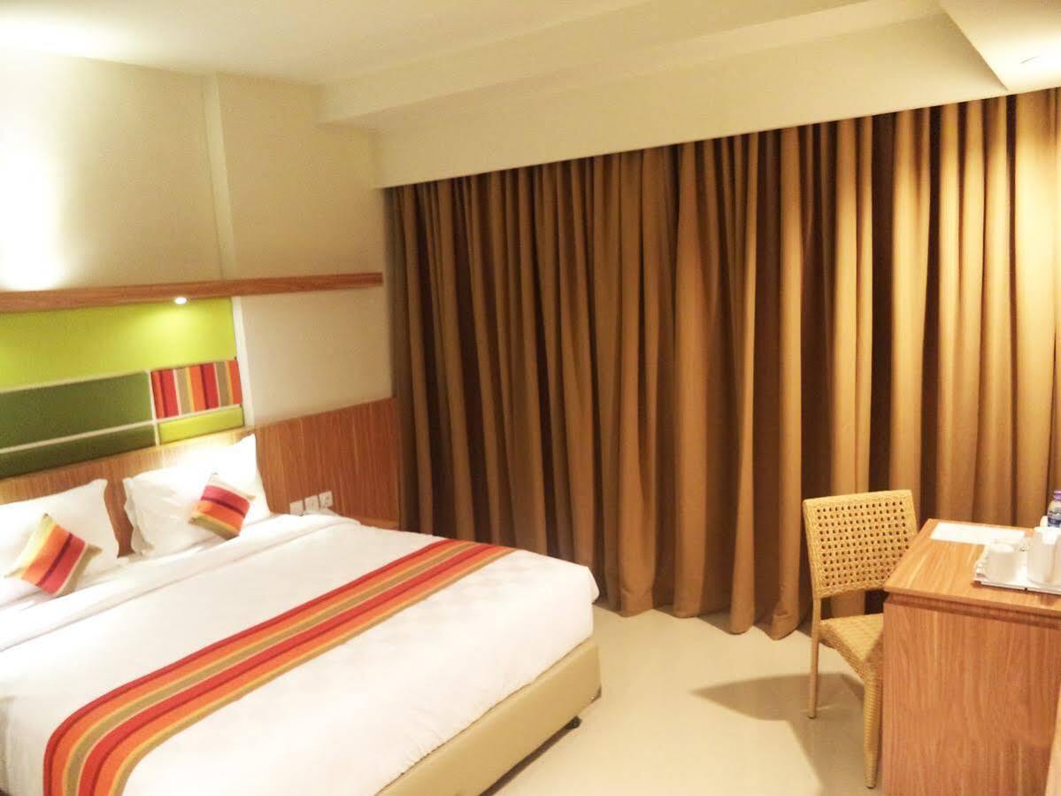 Kyriad Hotel Airport Jakarta Τάνγκερανγκ Εξωτερικό φωτογραφία